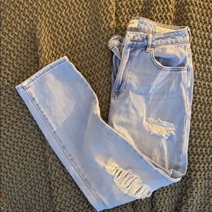 Pacsun size 26 slightly destructed mom jeans